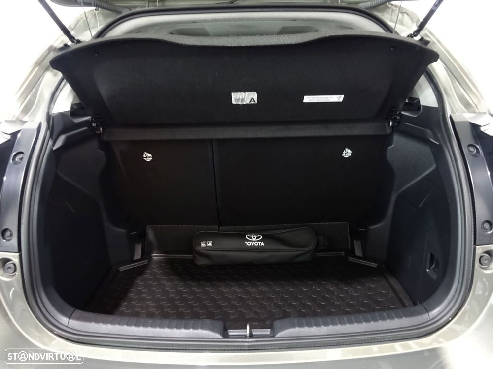 Toyota Yaris 1.5 HDF Comfort Plus - 11