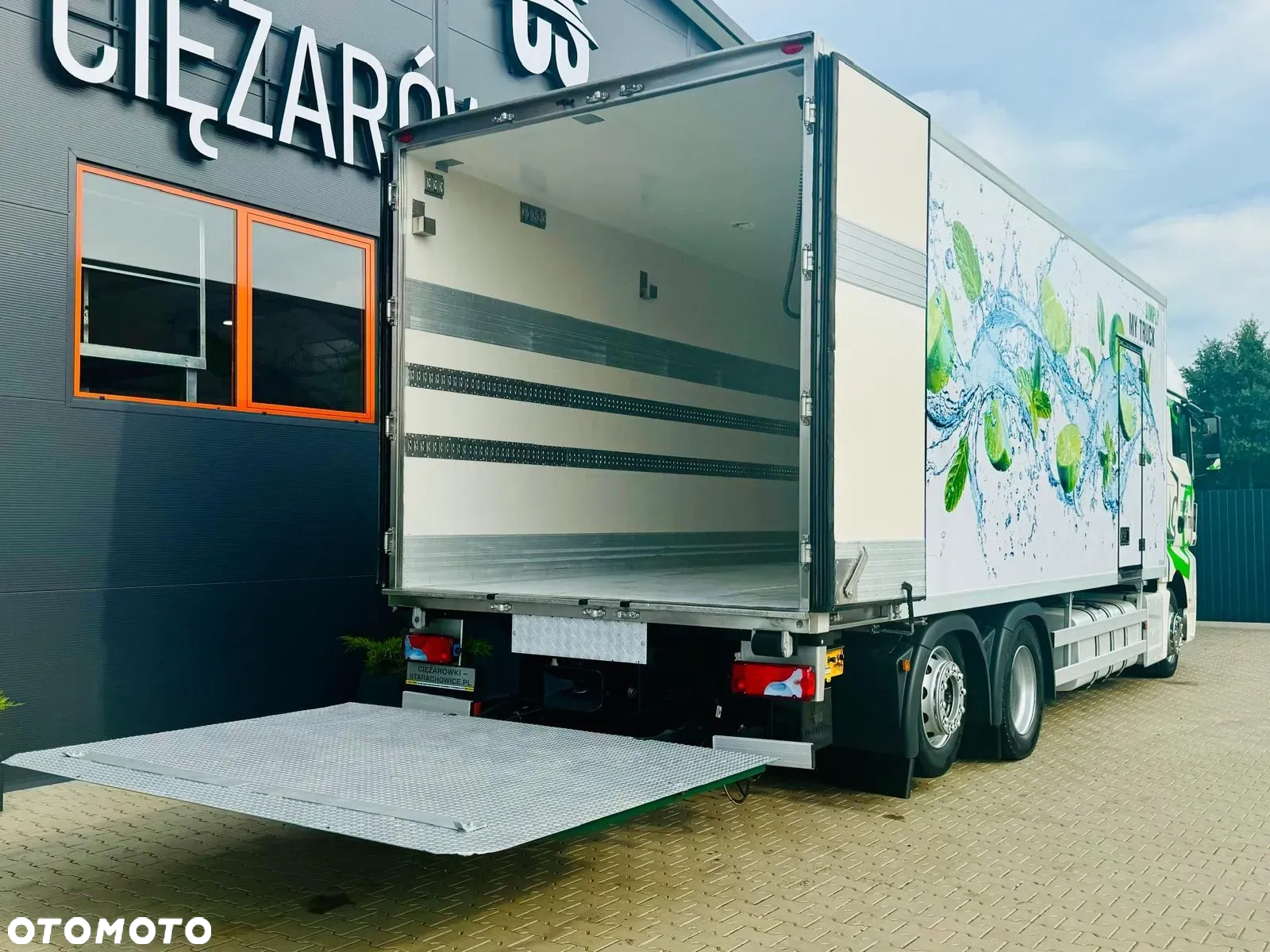 MAN TGX 26.400 // E6 // chłodnia z windą // 19 Epal // sypialka // świeżo z Niemiec !!! - 16