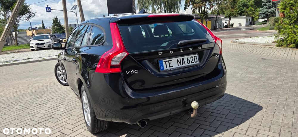 Volvo V60 D4 Geartronic Momentum - 12