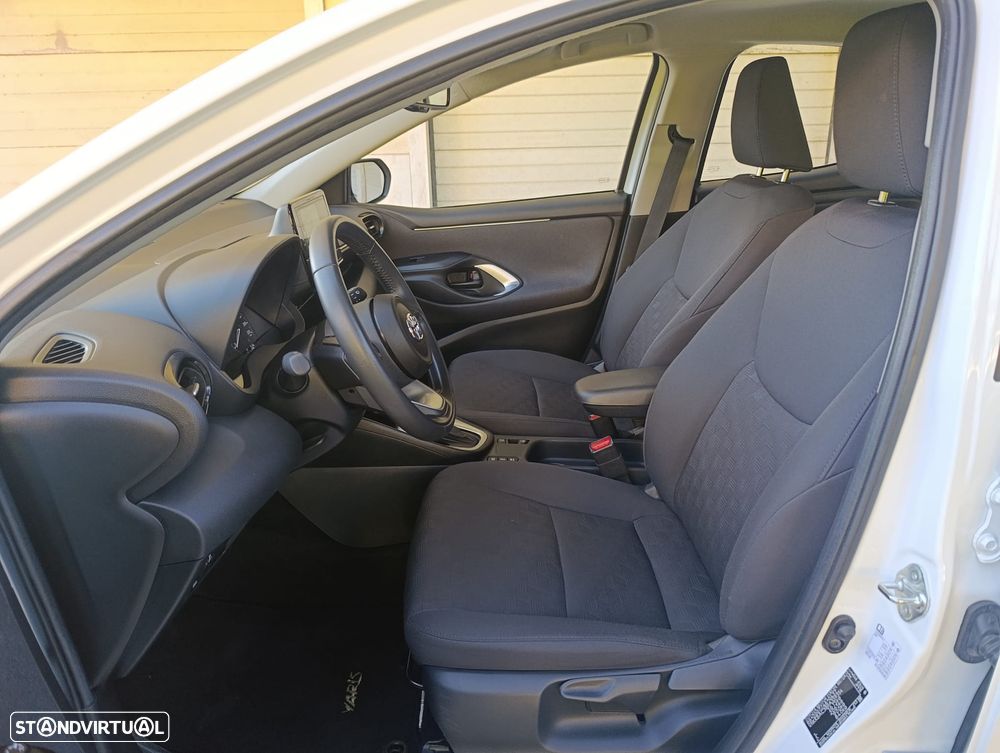 Toyota Yaris 1.5 HDF Comfort Plus - 12