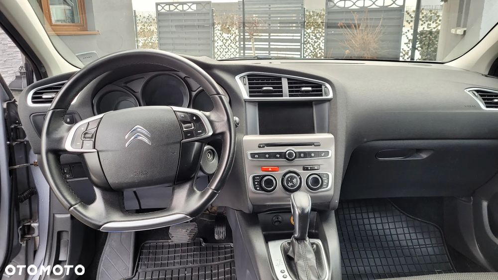 Citroën C4 e-HDi 115 ETG6 Exclusive - 11