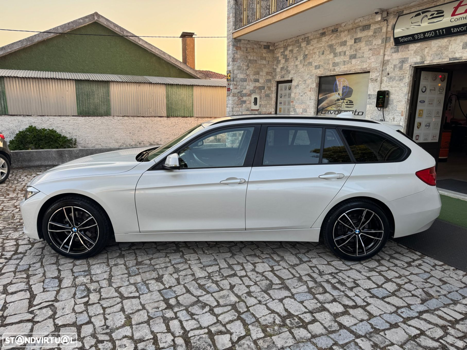 BMW 320 d Touring Auto Line Modern - 3