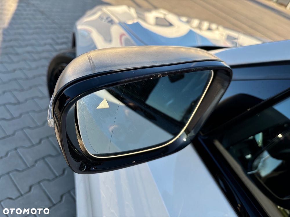 BMW Seria 3 318d M Sport - 21