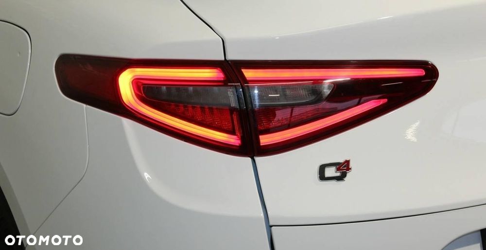 Alfa Romeo Stelvio 2.2 JTDM Q4 - 5