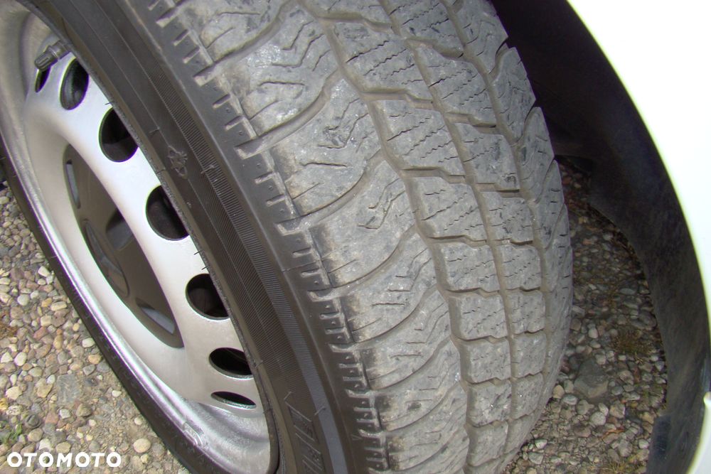 Mercedes-Benz Vito - 19