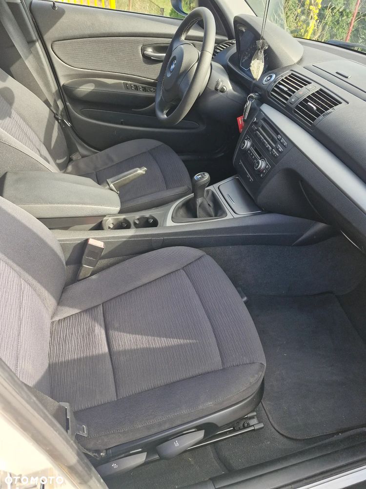 BMW Seria 1 116i - 7