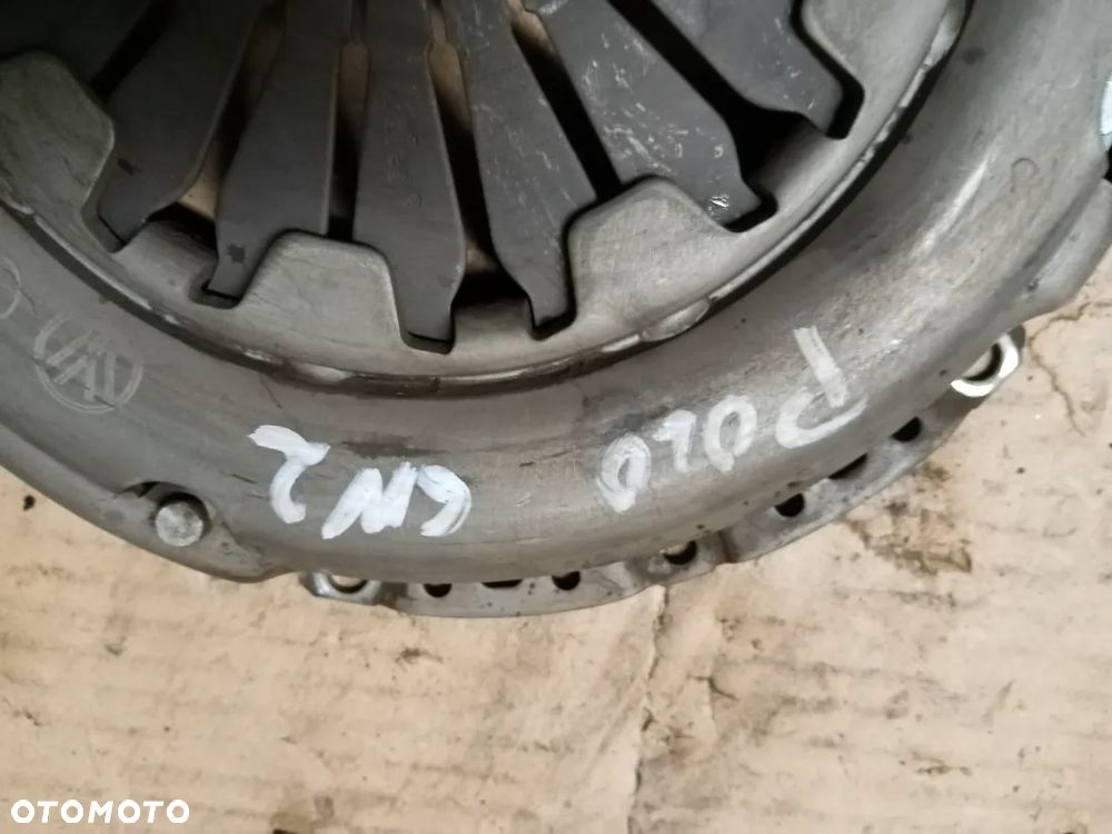 Sprzęgło tarcza docisk VW Polo 6N2 1.0 MPI 052141025 - 6