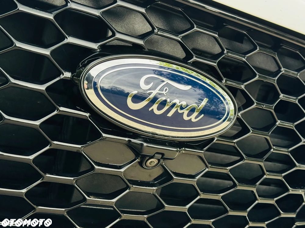 Ford Edge 2.0 EcoBlue Bi-Turbo 4x4 ST-LINE - 23