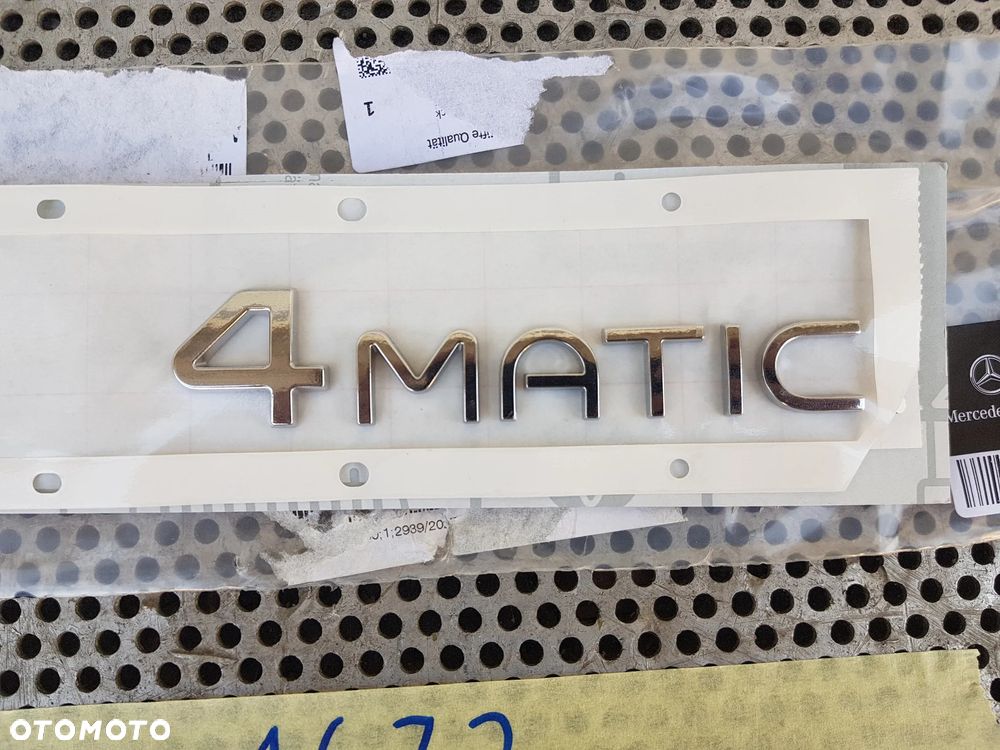 Mercedes W295 V295 EQE Emblemat Klapy Tył 4MATIC EQE500 - 3