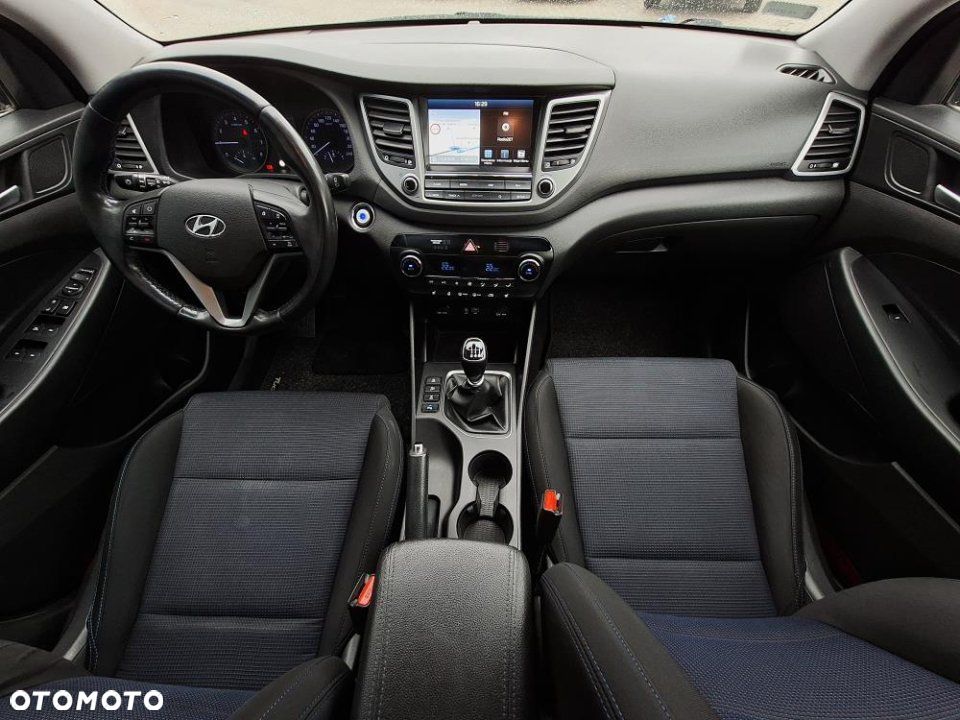 Hyundai Tucson - 16