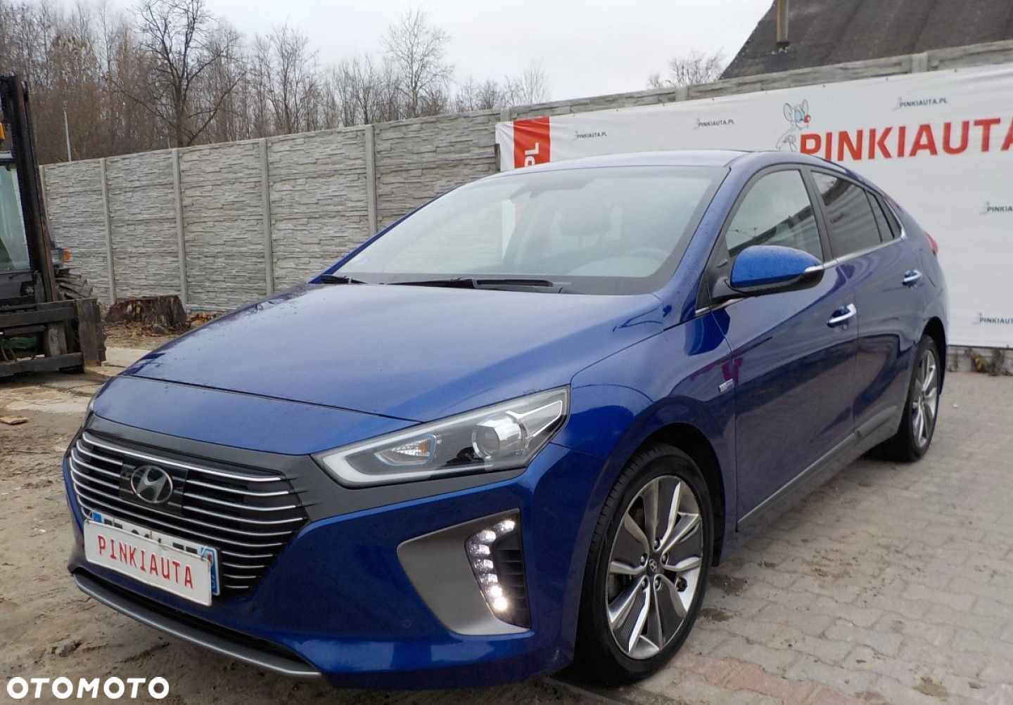 Hyundai IONIQ - 10