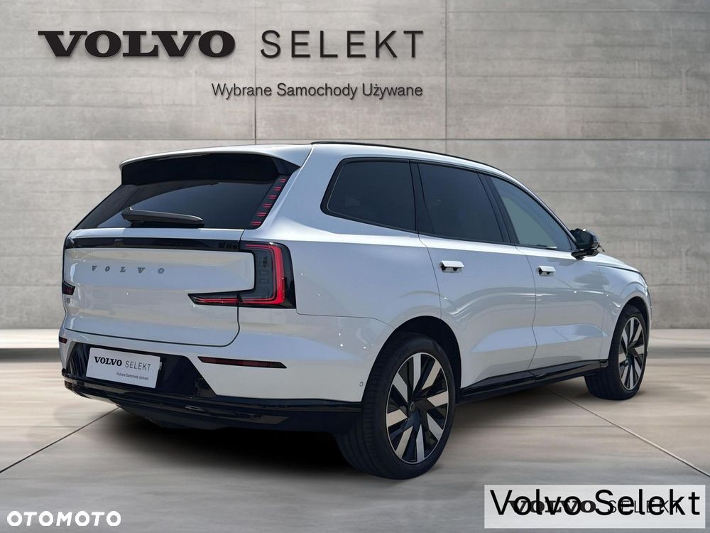 Volvo EX90 - 7