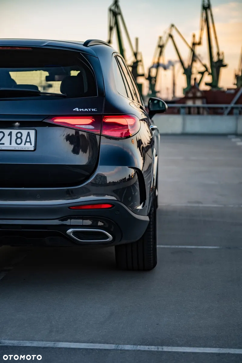 Mercedes-Benz GLC 300 de 4-Matic AMG Line - 14