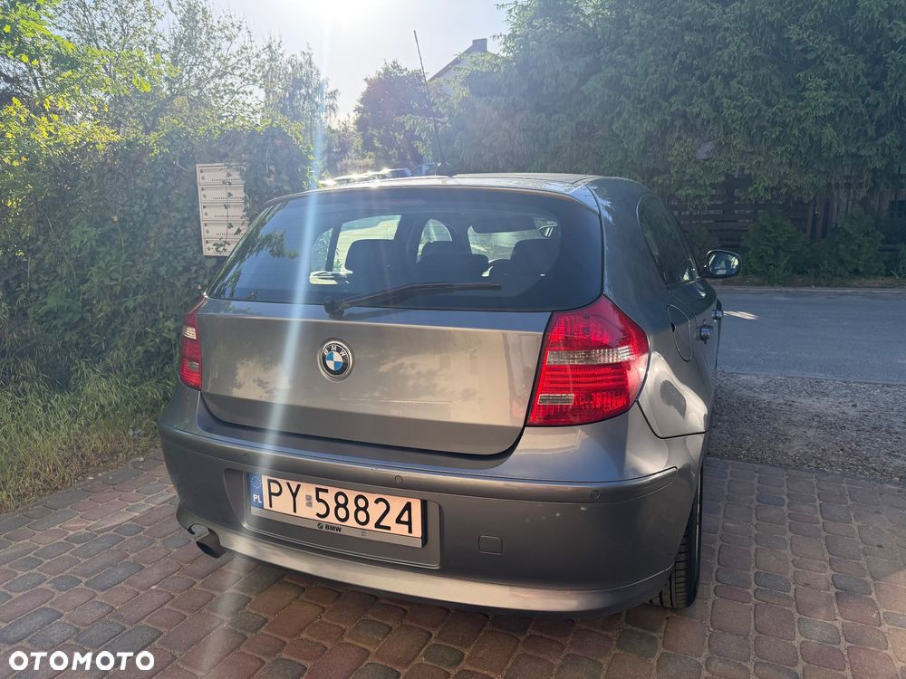 BMW Seria 1 - 15