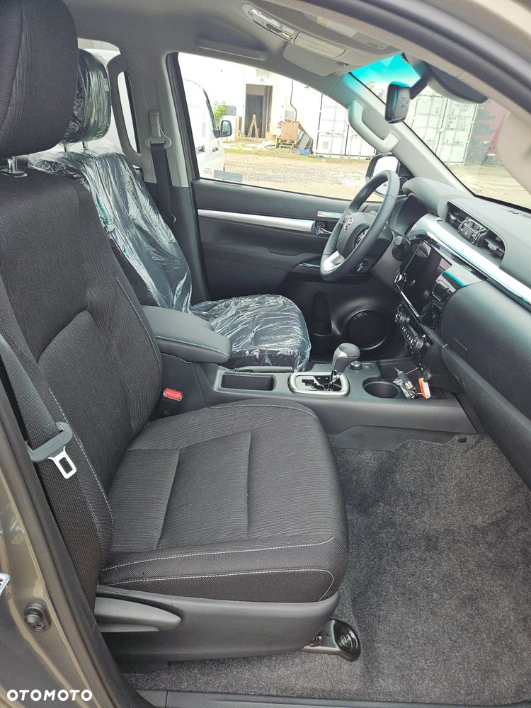 Toyota Hilux 2.8 D-4D mHEV Double Cab Executive 4x4 - 20