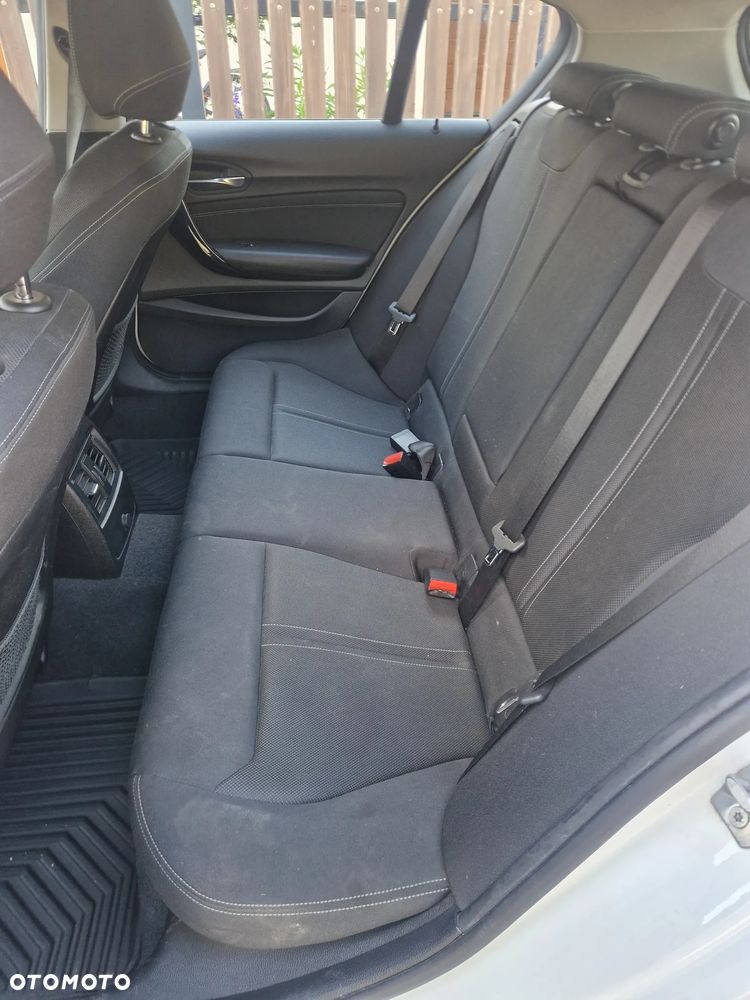 BMW Seria 1 120i GPF Sport Line - 11