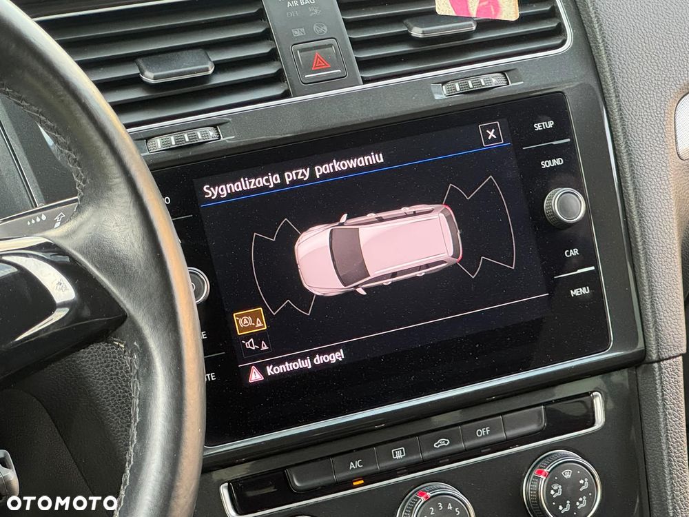 Volkswagen Golf 1.0 TSI BMT Trendline - 40