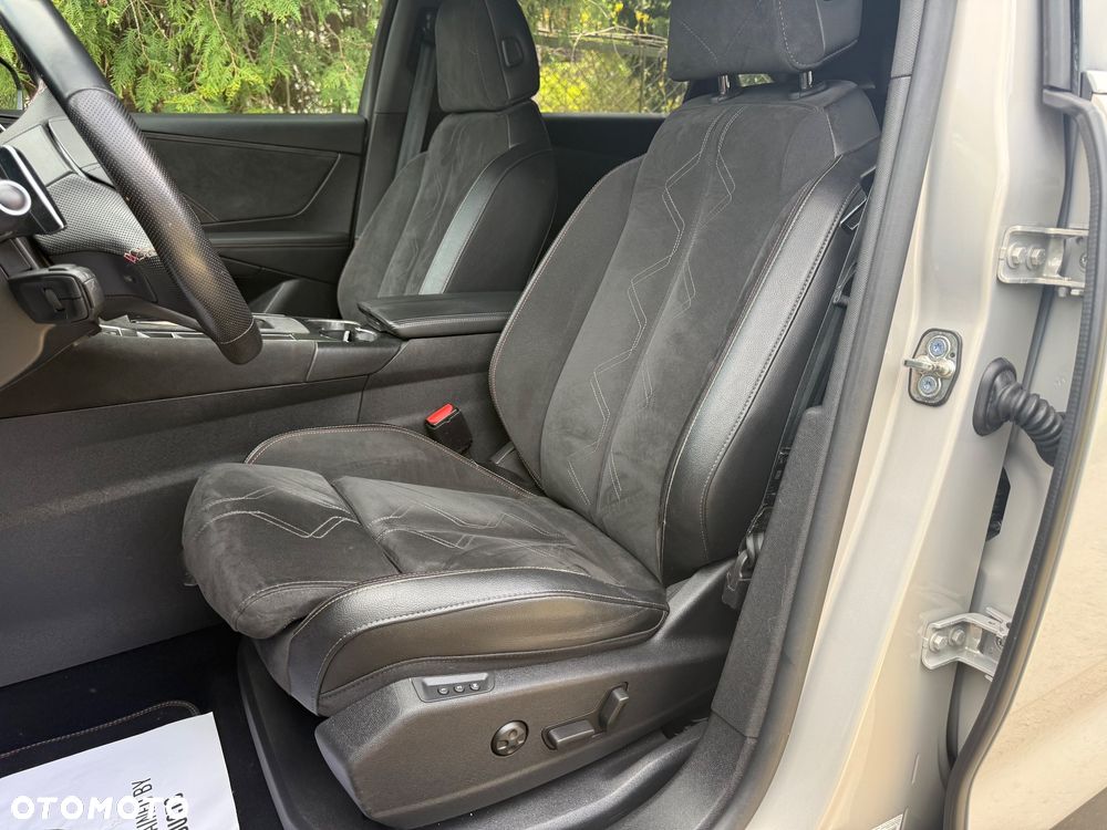 DS Automobiles DS 7 Crossback 1.6 E-Tense Performance Line + - 9