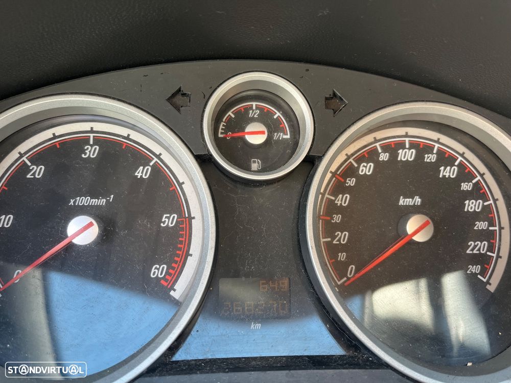 Opel Astra GTC 1.7 CDTI - 6