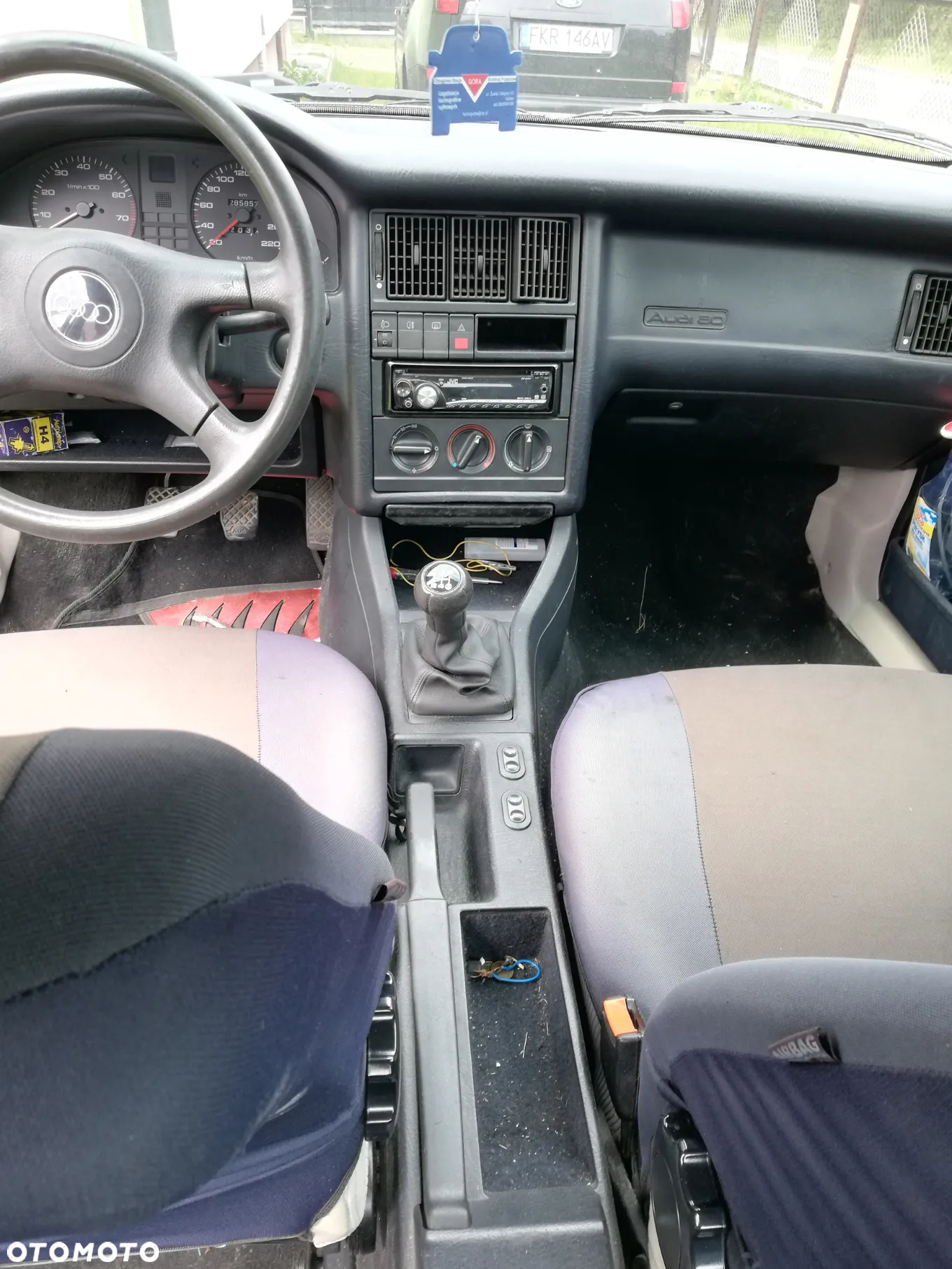 Audi 80 2.0 E - 15
