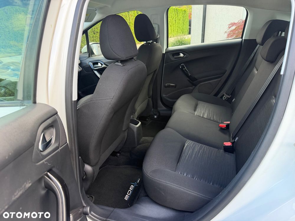 Peugeot 208 1.6 BlueHDi Active - 17