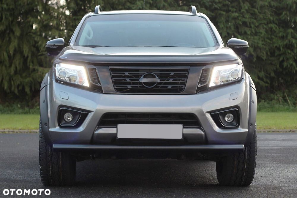 nissan navara np300 2014-2019 halogen z z mocowaniem prawy 261508994a - 2