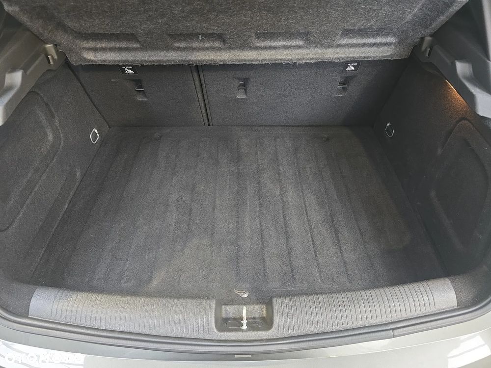 Opel Astra 1.2 T GS S&S - 18