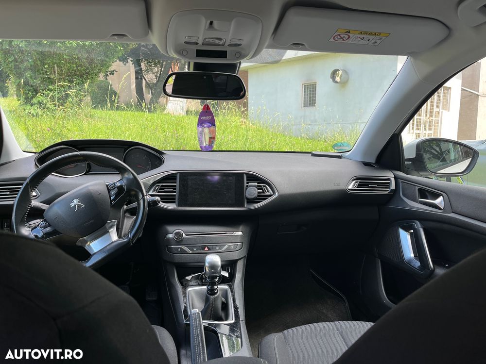Peugeot 308 - 6