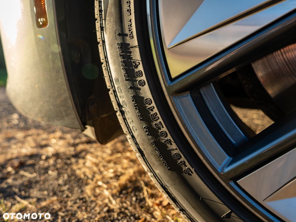 BMW i4 - 6