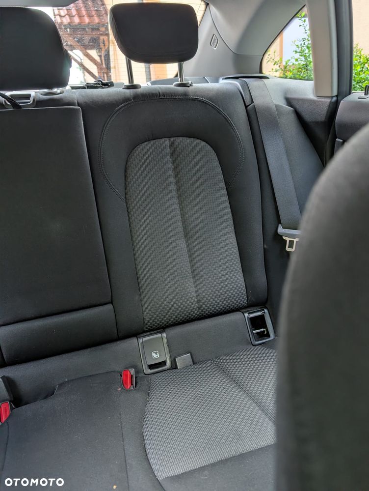 BMW Seria 2 218i Advantage - 16