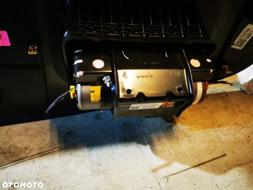 Tesla Model S DESKA ROZDZIELCZA konsola kokpit pulpit poduszki airbag pasy KOMPLET ORYGINALNY - 7