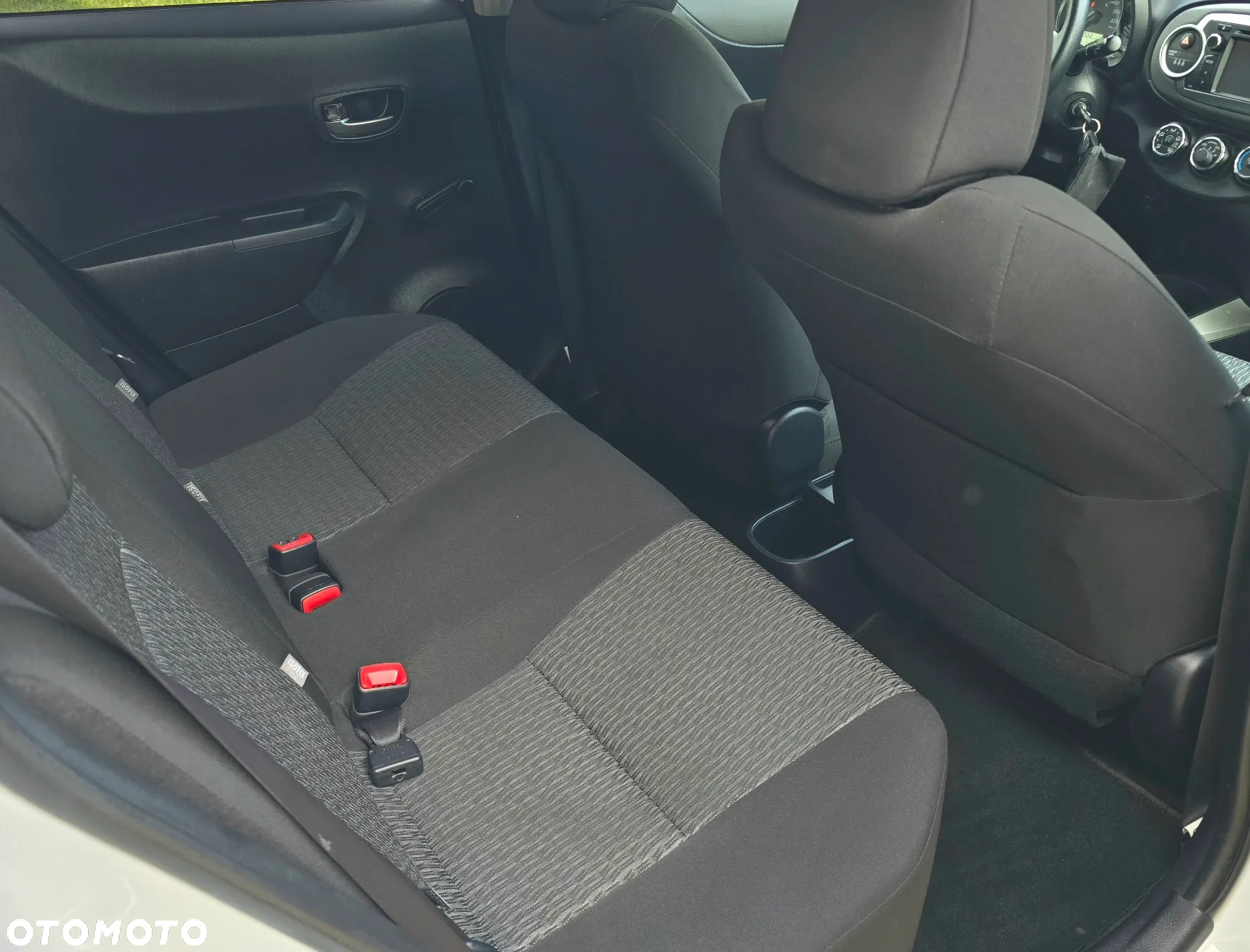 Toyota Yaris - 25