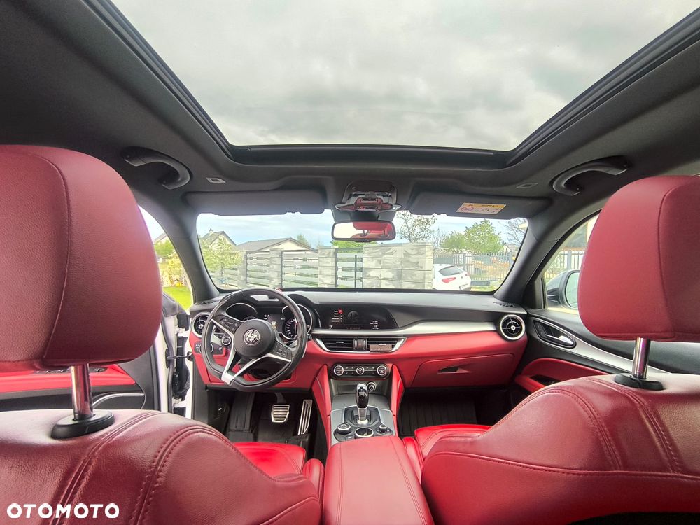 Alfa Romeo Stelvio 2.0 Turbo B-Tech Edition Q4 - 17