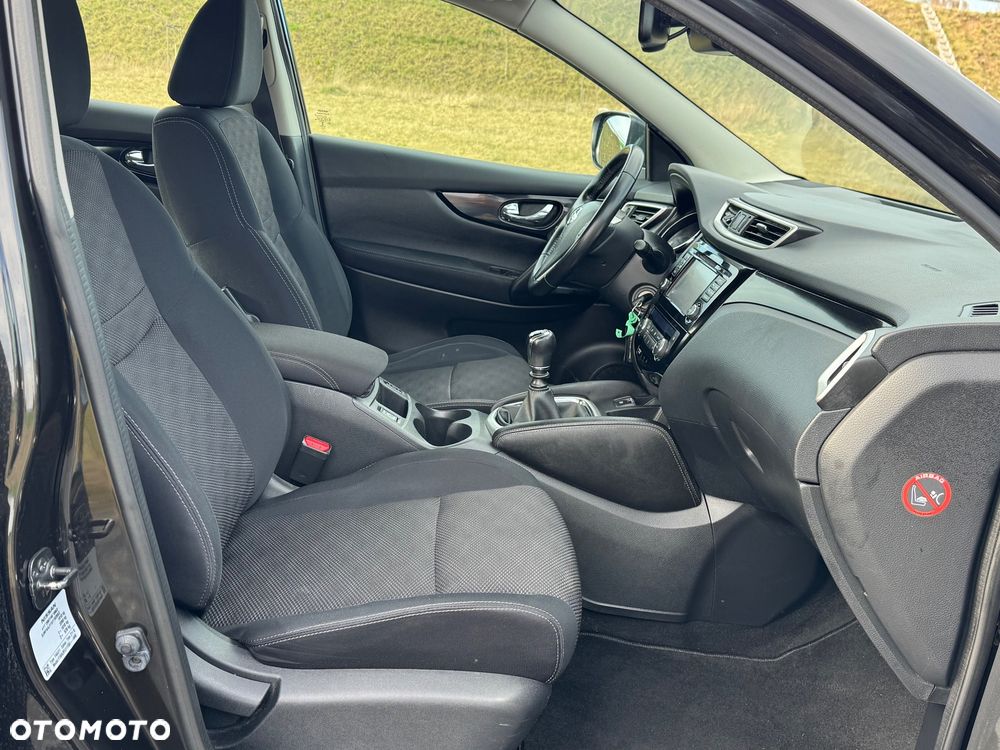 Nissan Qashqai 1.5 dCi DPF visia - 10