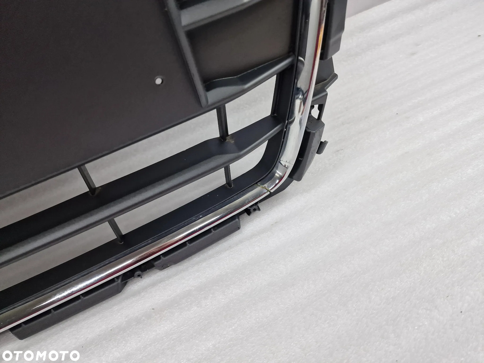 AUDI A1 8XA LIFT 13- ATRAPA / GRILL PRZEDNI PRZÓD , NR 8XA853651B / 8XA853651C , NR AUKCJI GL163 - 11