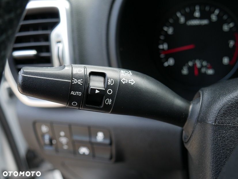 Kia Sportage 1.6 GDI 2WD Dream-Team Edition - 24