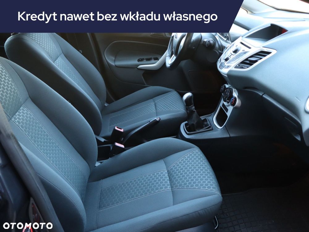 Ford Fiesta - 11