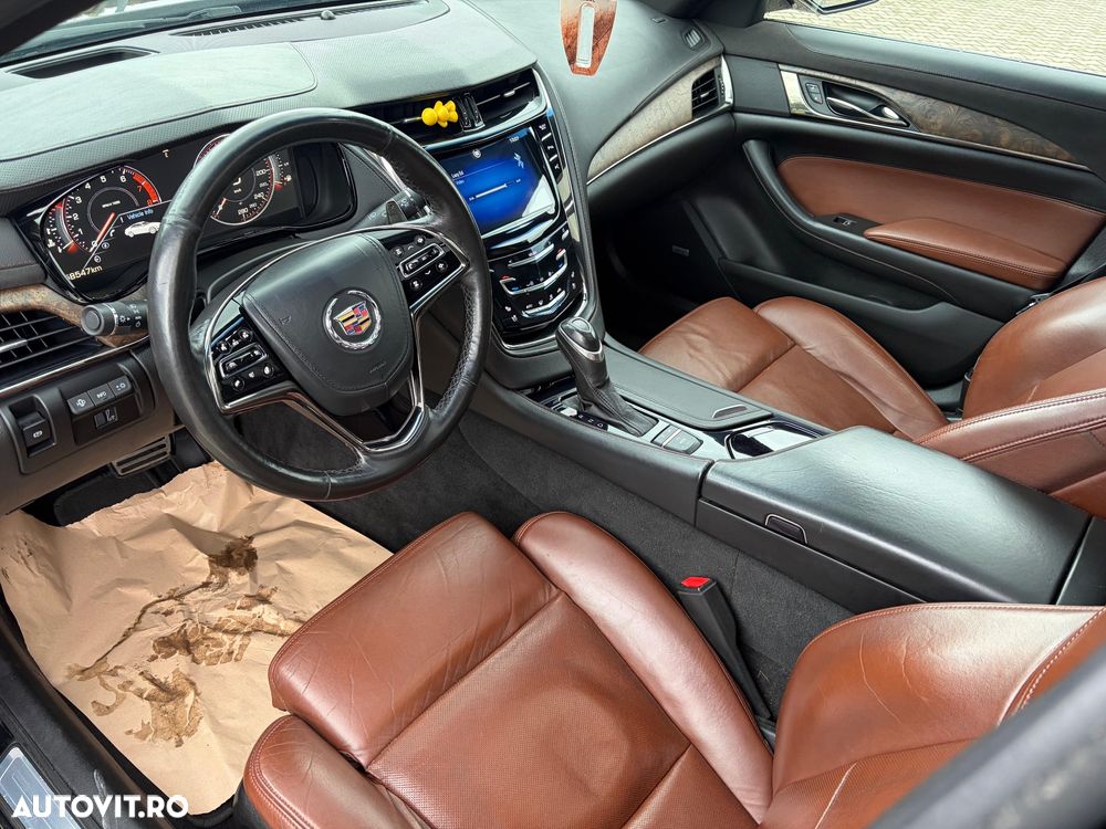Cadillac CTS - 8