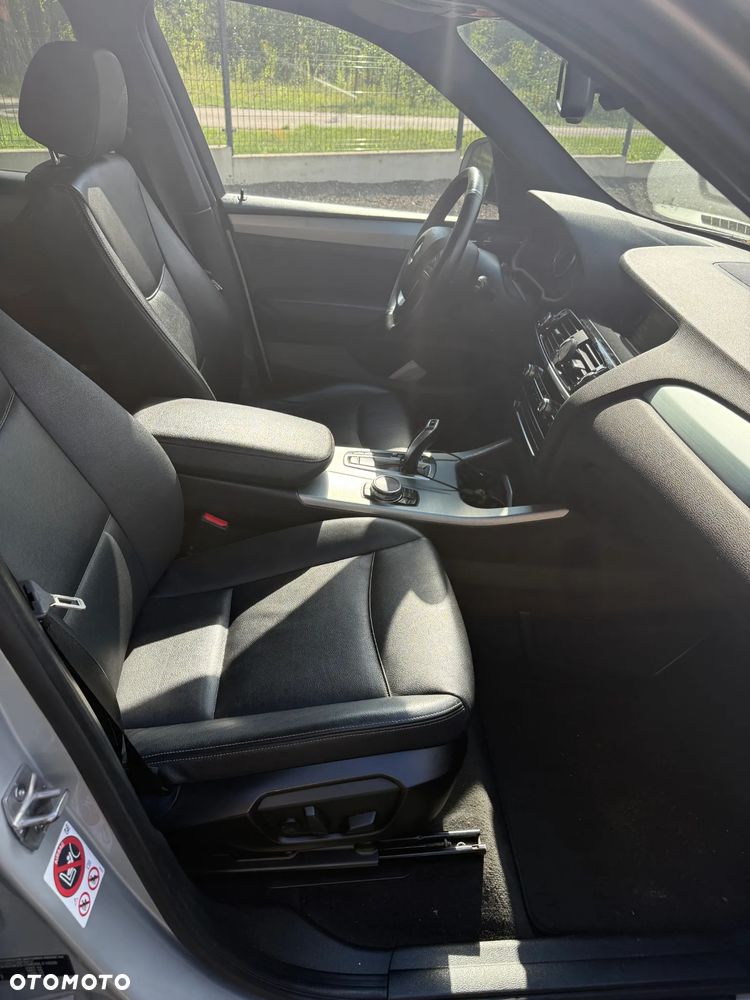 BMW X3 xDrive20d - 8
