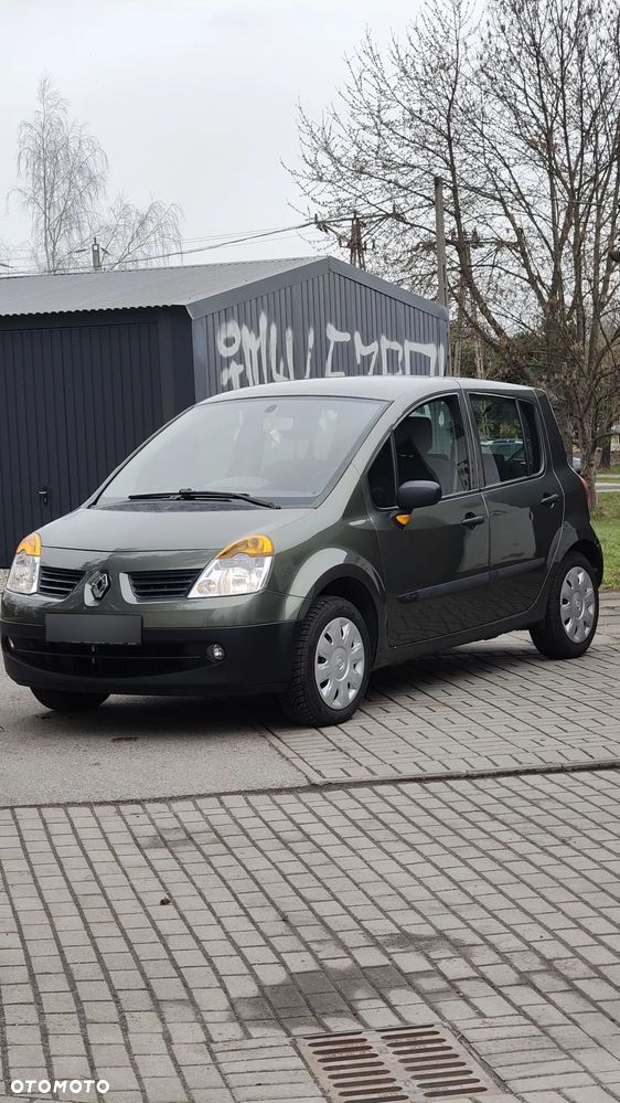 Renault Modus - 1