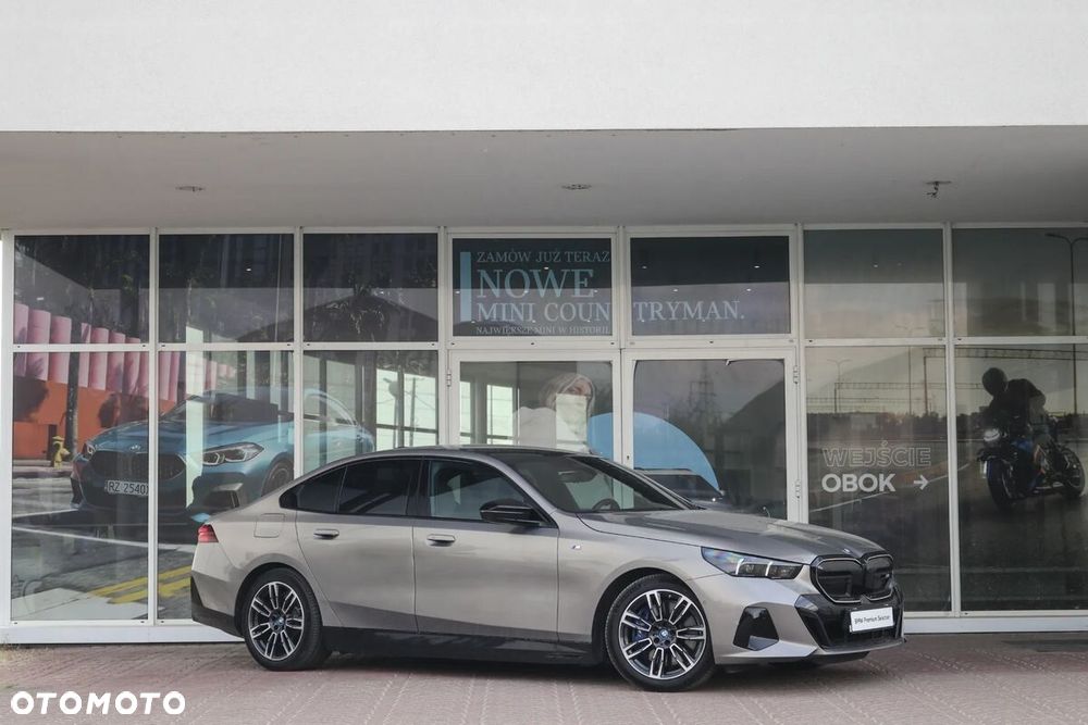 BMW i5 83.9kWh M60 xDrive - 3