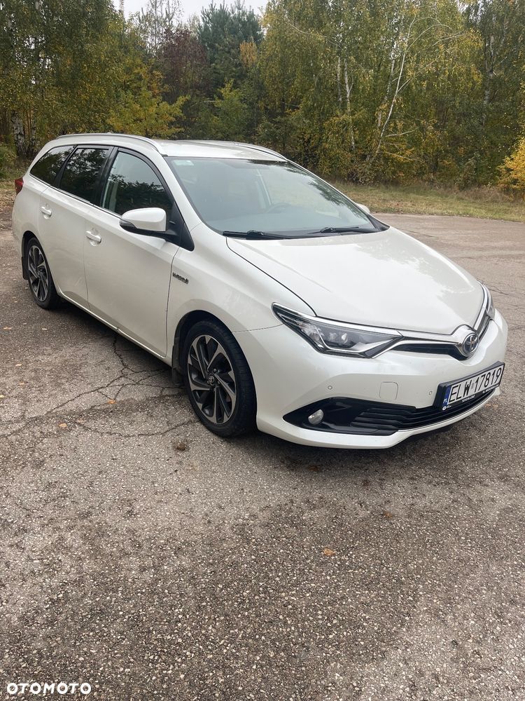 Toyota Auris Hybrid 135 Comfort - 1