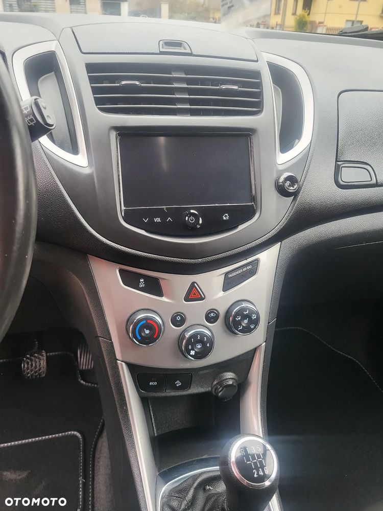 Chevrolet Trax 1.4T AWD LS - 15