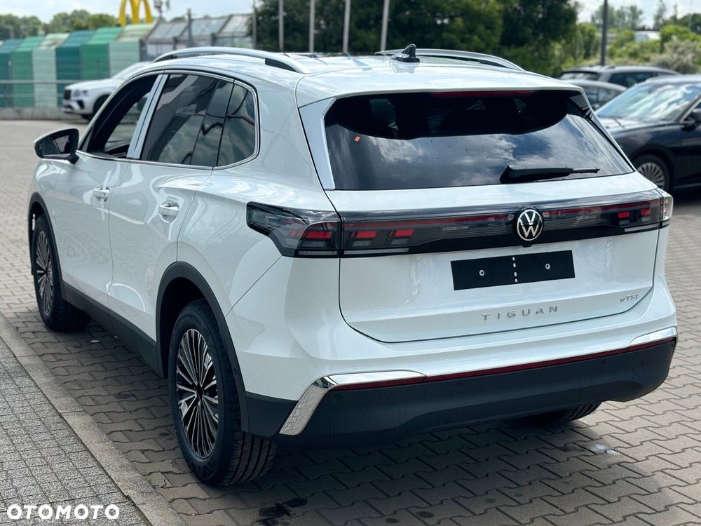 Volkswagen Tiguan - 5