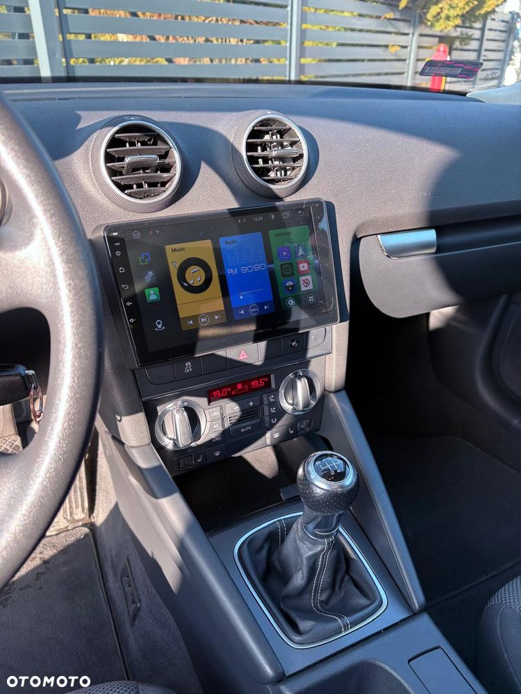 Audi A3 3-drzwiowe 1.6 Ambition - 10