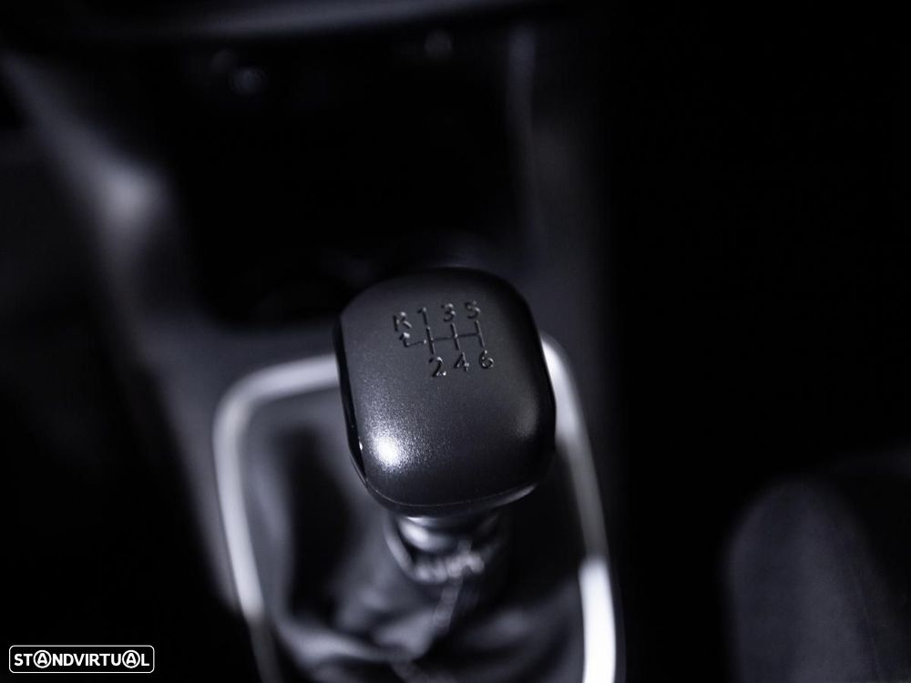 Citroën C3 1.2 PureTech C-Series - 16