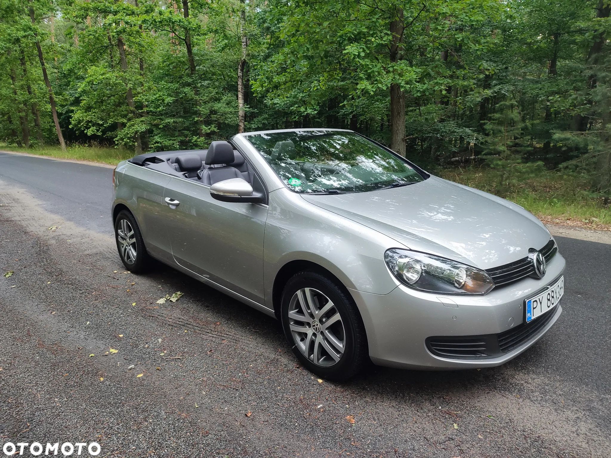 Volkswagen Golf Cabrio 2.0 TDI BlueMotion Technology Cup - 1