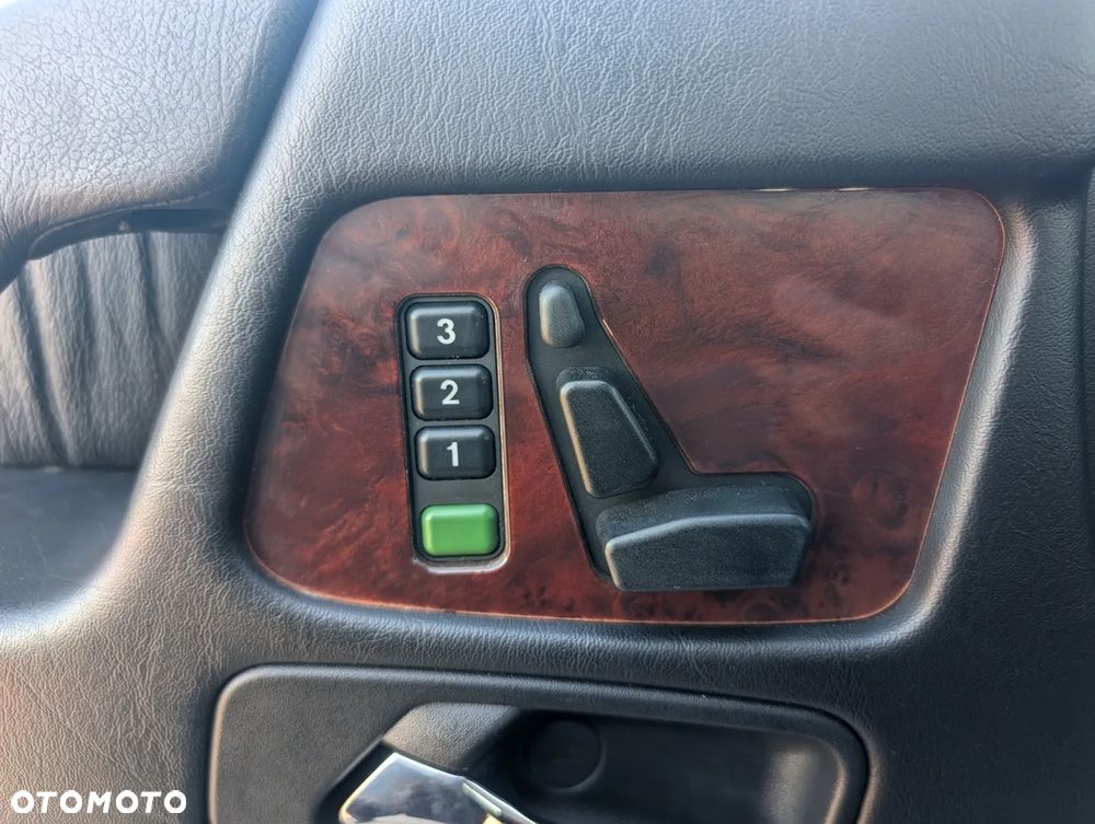 Mercedes-Benz Klasa G 320 CDI - 25