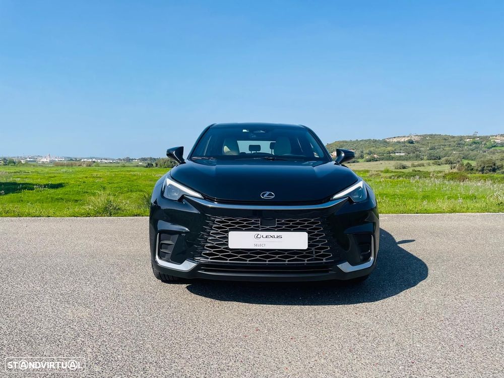 Lexus LBX Elegant - 6