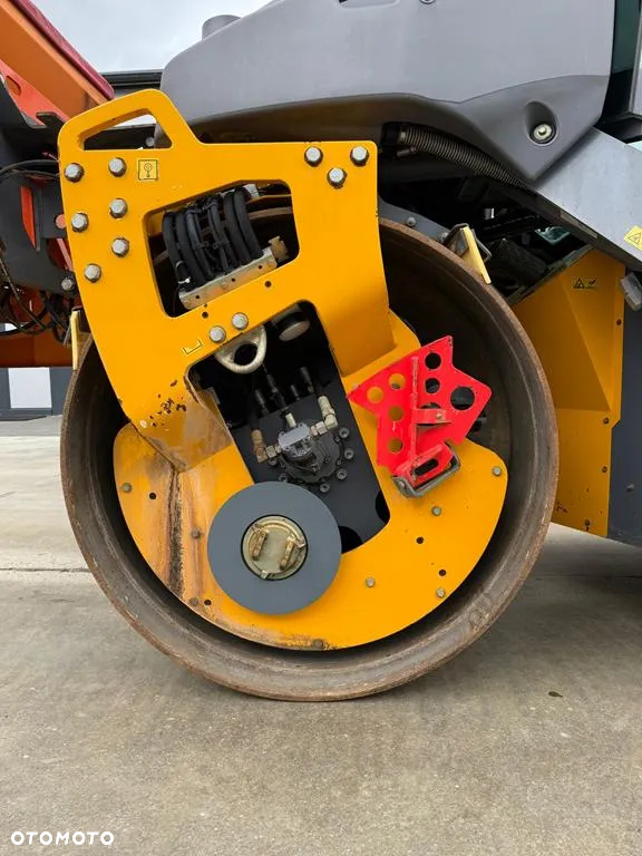 Hamm DV+90 VV-S - 6